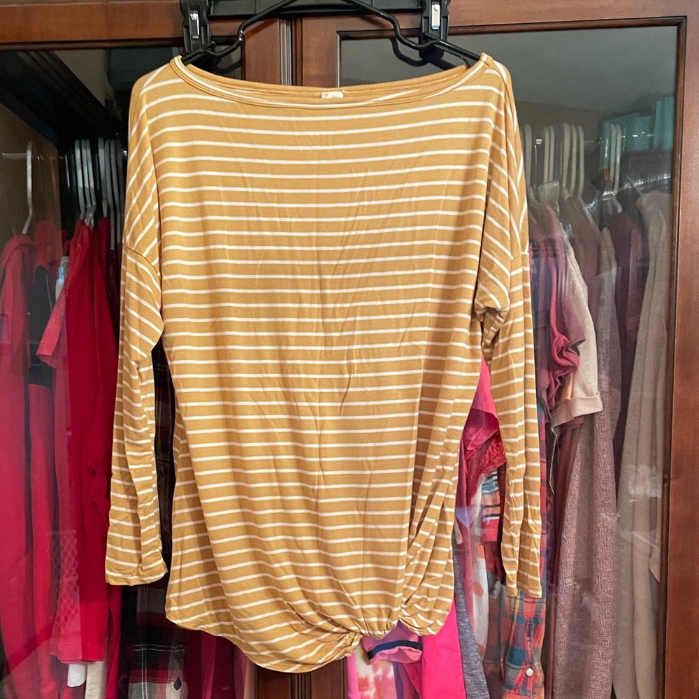Mustard color long sleeve blouse with knot front. Boutique purchased. Sz S.